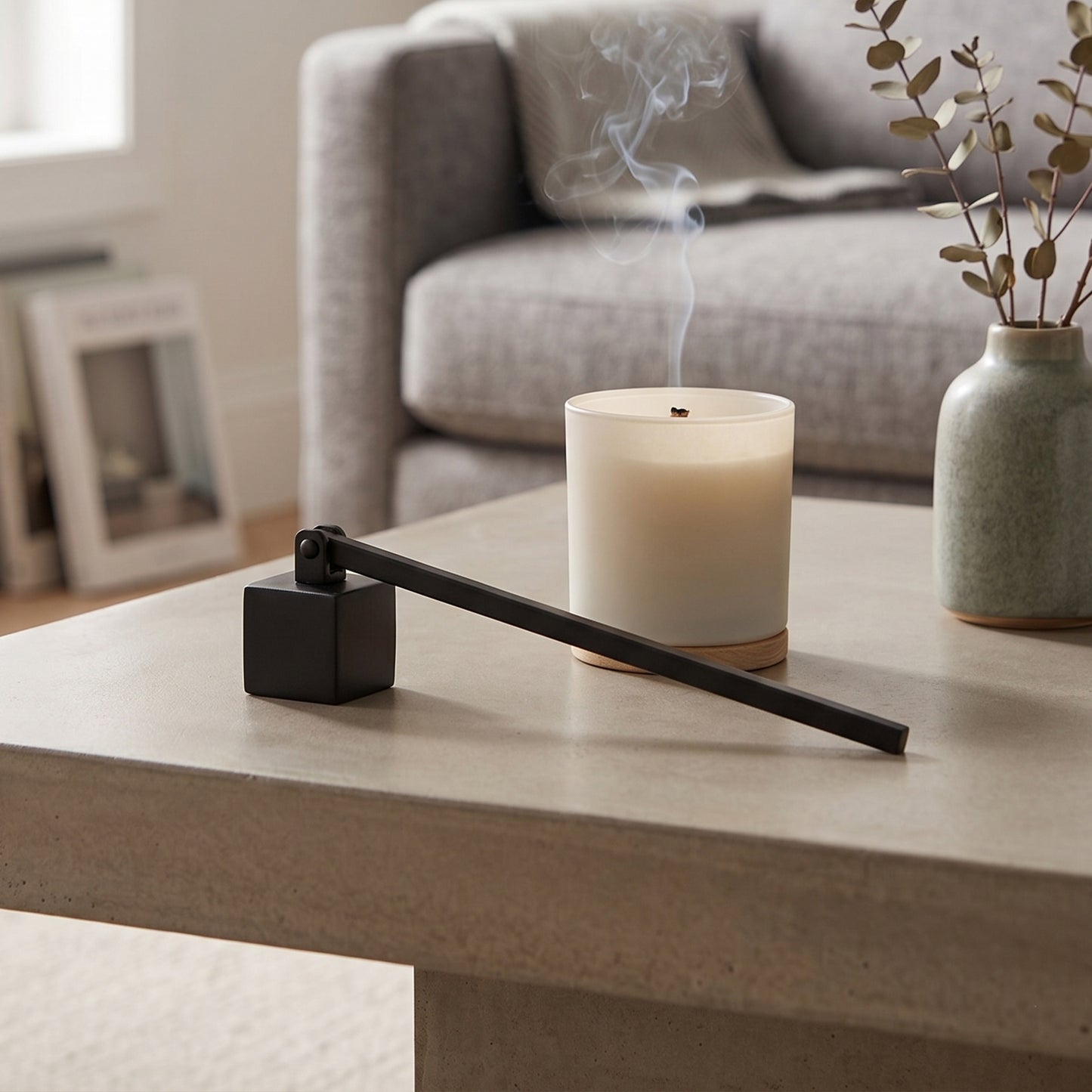 Black Snuffer • Square